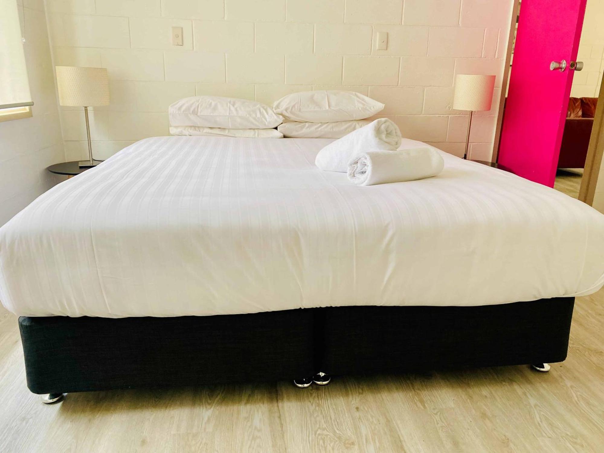 24Hour Check-In Motels- Bridgewater Motel Bridgewater On Loddon Exterior foto