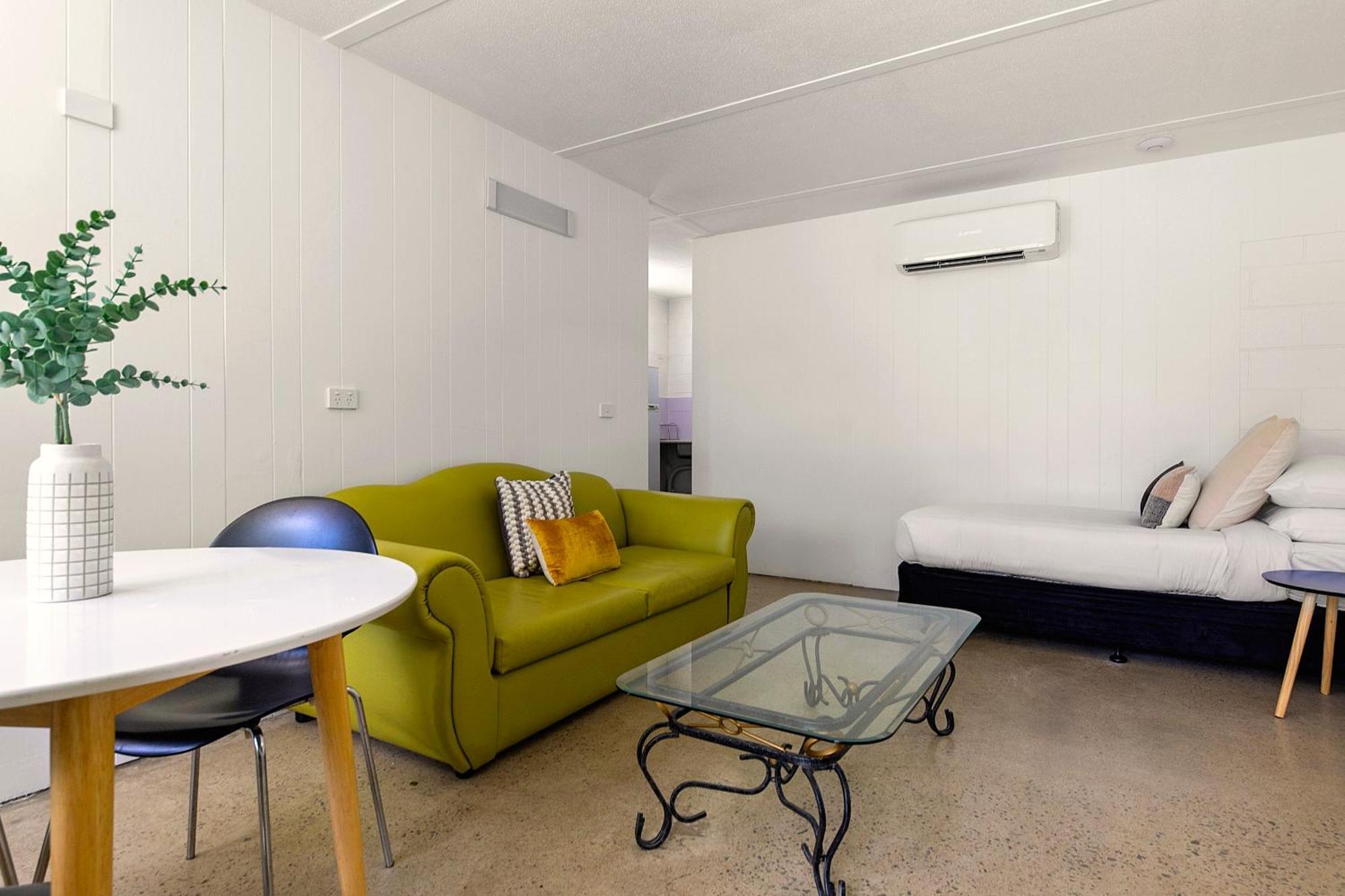 24Hour Check-In Motels- Bridgewater Motel Bridgewater On Loddon Exterior foto